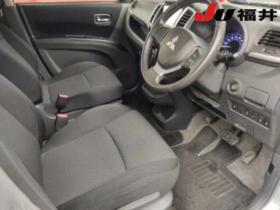 MITSUBISHI DELICA D:2