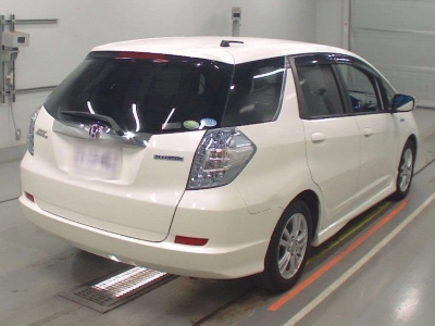 HONDA FIT SHUTTLE HYBRID