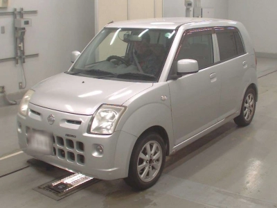 NISSAN PINO