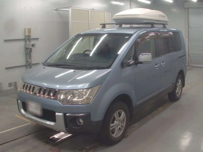 MITSUBISHI DELICA D:5