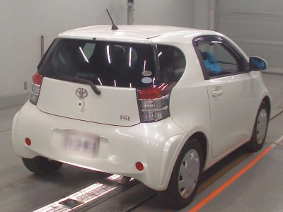 TOYOTA IQ