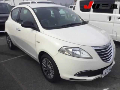 CHRYSLER YPSILON