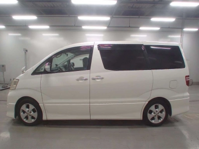 TOYOTA ALPHARD V
