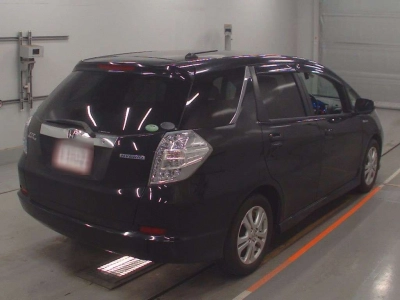 HONDA FIT SHUTTLE HYBRID