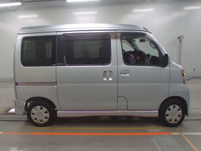 DAIHATSU ATRAI WAGON