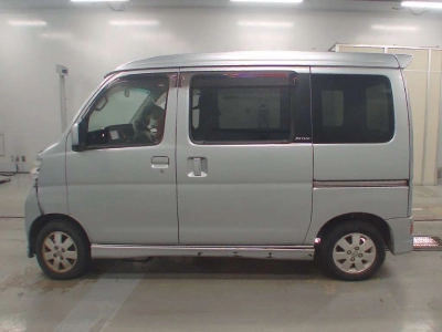 DAIHATSU ATRAI WAGON