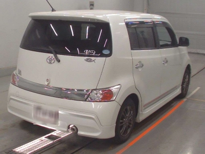 TOYOTA BB