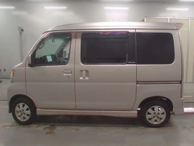 DAIHATSU ATRAI WAGON