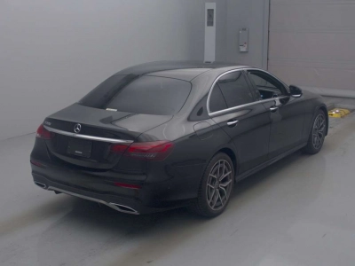 MERCEDES BENZ E CLASS