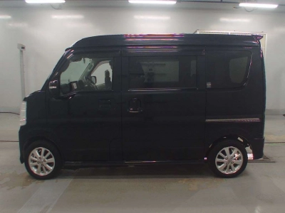 NISSAN NV100 CLIPPER RIO