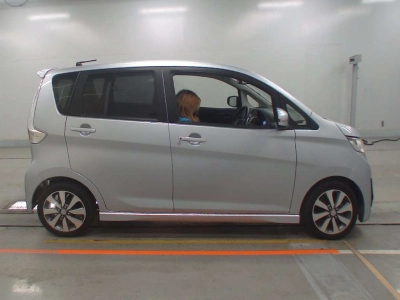 MITSUBISHI EK CUSTOM