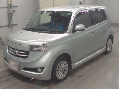 TOYOTA BB