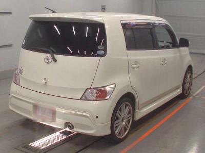 TOYOTA BB