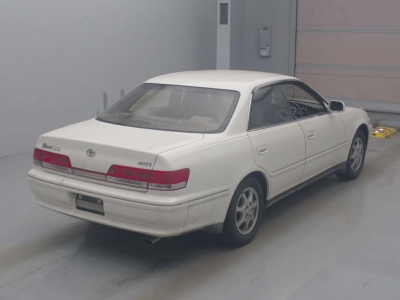 TOYOTA MARK II