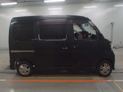 DAIHATSU ATRAI WAGON