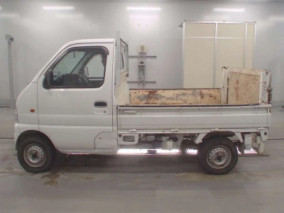 SUZUKI CARRY TRUCK