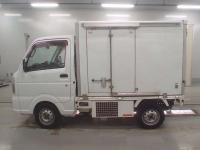 MITSUBISHI MINICAB TRUCK