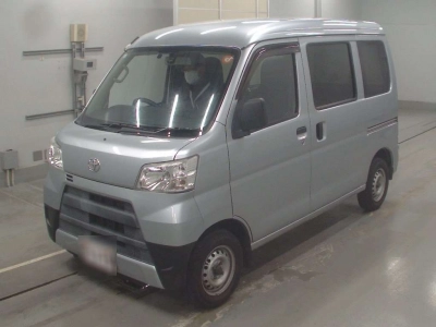 TOYOTA PIXIS VAN