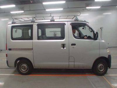 TOYOTA TOWN ACE VAN