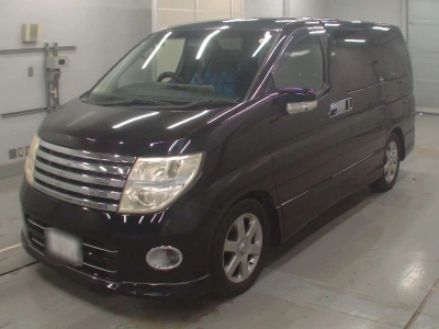 NISSAN ELGRAND