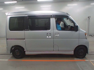 DAIHATSU ATRAI WAGON