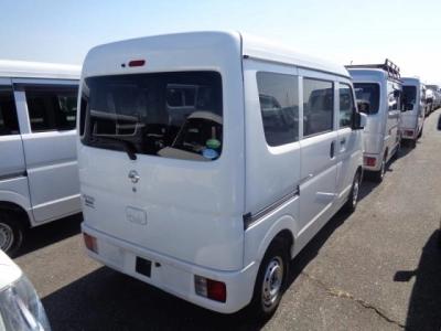 NISSAN NV100 CLIPPER