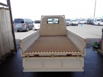 NISSAN VANETTE TRUCK