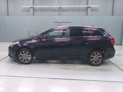 TOYOTA AVENSIS WAGON