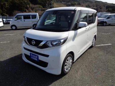 NISSAN ROOX