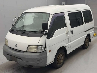 MITSUBISHI DELICA VAN
