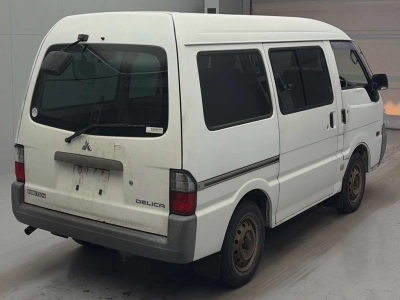 MITSUBISHI DELICA VAN