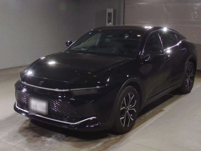 TOYOTA CROWN CROSSOVER