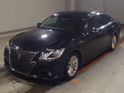 TOYOTA CROWN HYBRID