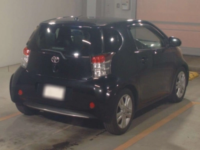 TOYOTA IQ