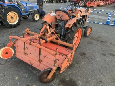 KUBOTA KUBOTA