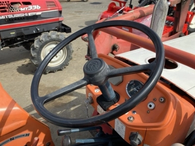 KUBOTA KUBOTA
