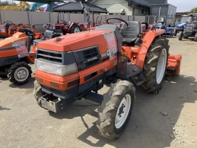 KUBOTA KUBOTA
