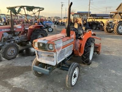 KUBOTA KUBOTA
