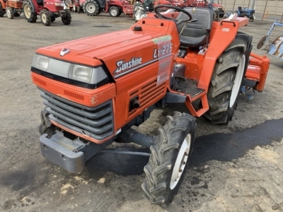 KUBOTA KUBOTA