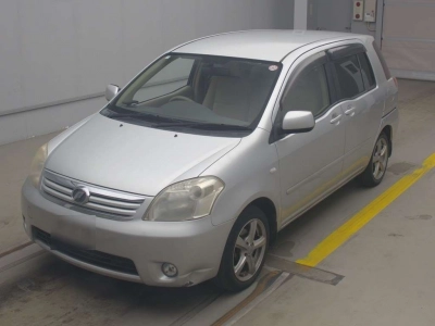 TOYOTA RAUM