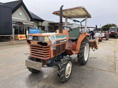 KUBOTA KUBOTA