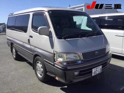 TOYOTA HIACE WAGON