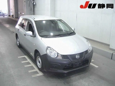 NISSAN AD VAN