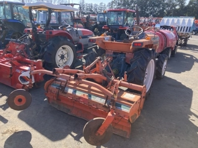 KUBOTA KUBOTA