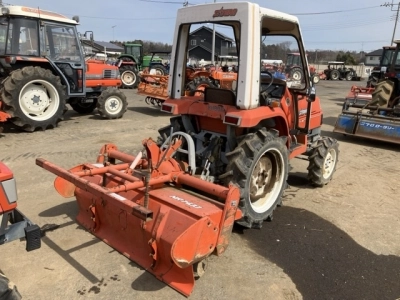 KUBOTA KUBOTA