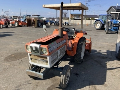 KUBOTA KUBOTA