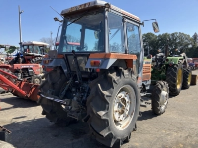 KUBOTA KUBOTA