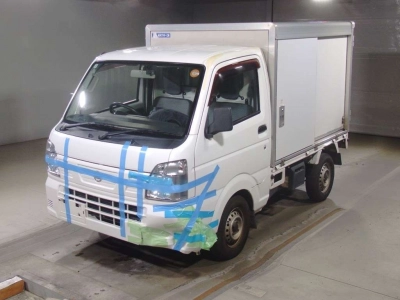 NISSAN NT100 CLIPPER