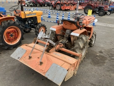 KUBOTA KUBOTA