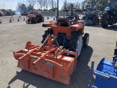 KUBOTA KUBOTA